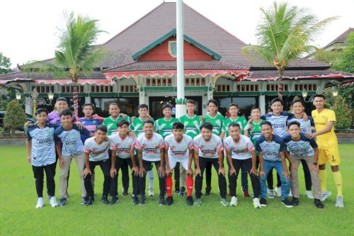 Bupati Klaten Resmi Melaunching Team & Jersey PSIK Klaten