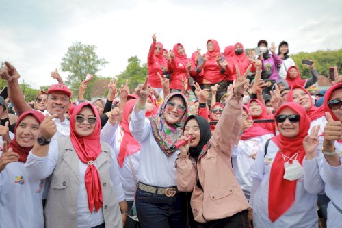 Senam Bersama Berlangsung Meriah, Bupati Klaten Ajak Masyarakat Geliatkan Perekonomian