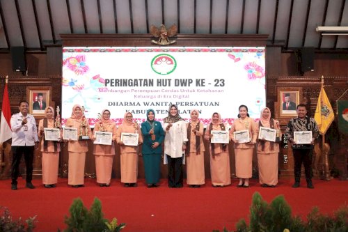 Peringati HUT Dharma Wanita Ke 23, Bupati Klaten Ajak Bangun Perempuan Cerdas Di Era Digital