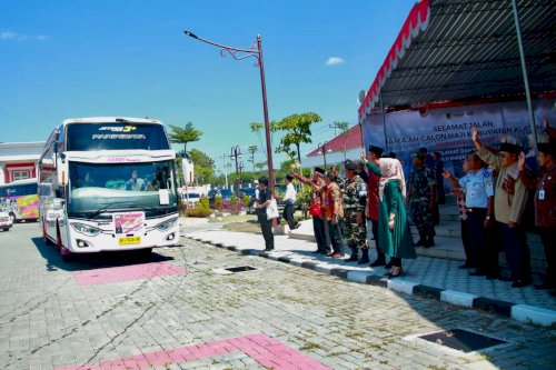 Bupati Klaten Berangkatkan Calon Haji Klaten Kloter 54 & 55