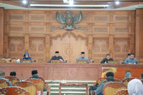 Pemkab dan DPRD Kabupaten Klaten Tandatangani Nota Kesepakatan KUA-PPAS APBD Tahun 2024