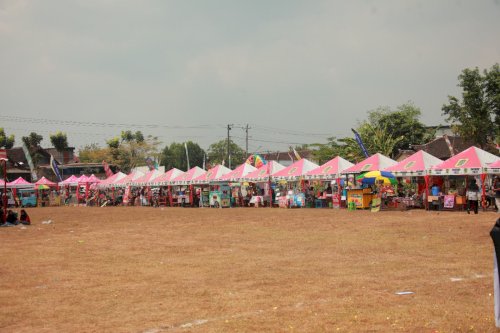 Gebyar 78 Pesta Rakyat Desa Tugu Tampilkan Bazar UMKM dan Kesenian Lokal