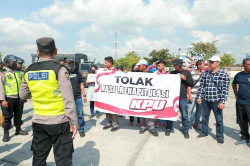 Jelang Pemilu 2024 Polres Klaten Jalankan Latihan Sispamkota