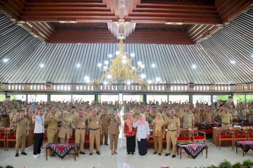 Membuka Rakor Optimalisasi Kampung KB, Bupati Klaten Ajak Seluruh Kades Komitmen Turunkan Angka Stunting