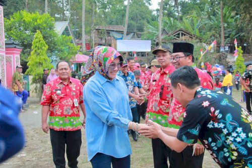 Saksikan Pegelaran Reog, Bupati Klaten Ajak Lestarikan Budaya