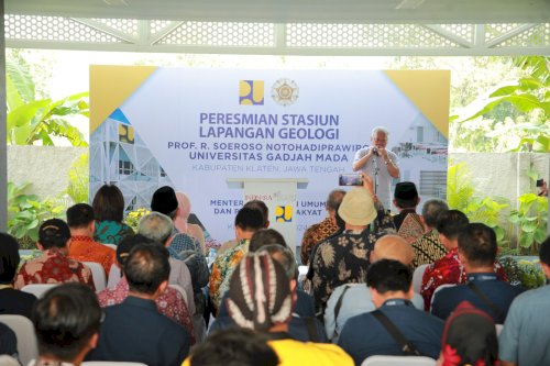 Menteri PUPR Resmikan Gedung Stasiun Lapangan Geologi UGM di Bayat