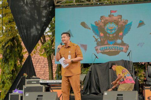 Bupati Klaten Hadiri Gelar Seni dan Budaya Iluxenia ke-68 SMA Negeri 1 Klaten