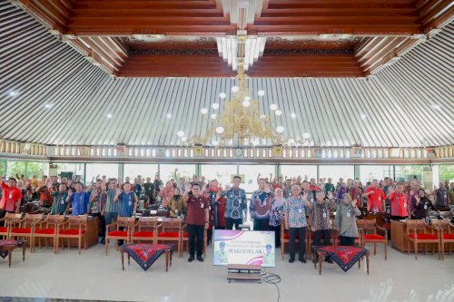 Bupati dan Wakil Bupati Klaten Hadiri Rakoorlak Triwulan Ke 4