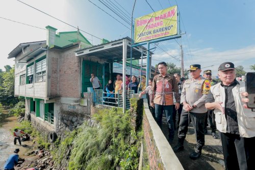 Bupati dan Kapolres Klaten Tinjau Kondisi Jembatan Majegan