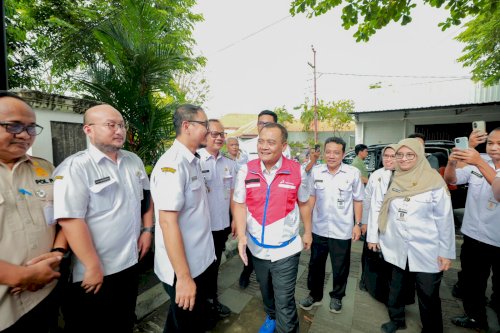 Tinjau Vaksinasi Campak, Gubernur Jateng Dorong Masyarakat Lengkapi Imunisasi Anak