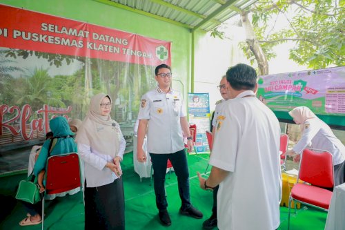 Tinjau Vaksinasi Campak, Gubernur Jateng Dorong Masyarakat Lengkapi Imunisasi Anak