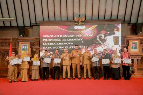 Bupati Klaten Serahkan Penghargaan Krenova 2026, Dorong Inovasi Pelajar