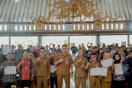 Bupati Klaten Serahkan Penghargaan Krenova 2026, Dorong Inovasi Pelajar