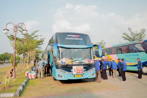 Bupati Klaten Sambut Kepulangan Jamaah Haji Kloter 61 di Grha Bung Karno