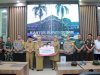 Bupati Klaten Serahkan Bantuan Klaten Peduli Demak