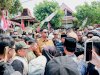 Bupati Klaten Temui Massa Aksi, Siap Dengarkan Aspirasi Meski Upaya Dialog Belum Terwujud