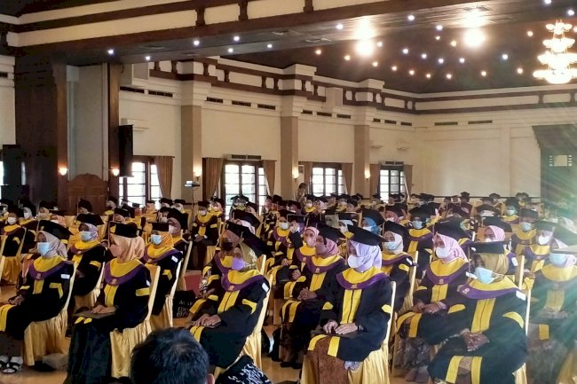 UNIVERSITAS TERBUKA (UT) SURAKARTA GELAR WISUDA PERIODE I TAHUN 2022