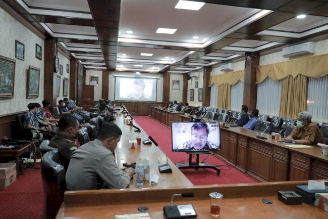 Kemendagri Adakan Rapat Koordinasi Evaluasi PPKM Jawa Bali Via Daring