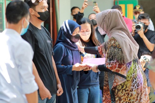 Bupati Sampaikan Belasungkawa Kepada Keluarga Alm. Danang dan Akan Lakukan Evaluasi Seluruh Puskesmas di Kabupaten Klaten 