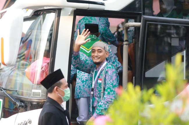 Bupati Klaten Lepas Keberangkatan Haji Klaten Menuju Asrama Haji Donohudan
