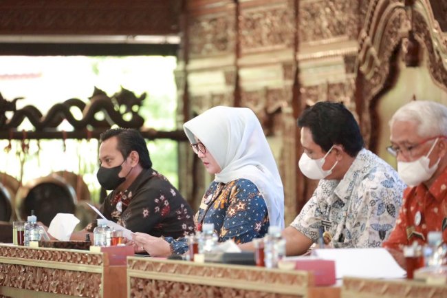 Hadiri Rakoorlak Tri Wulan II Klaten, Bupati Tekankan Pengguna Anggaran Wajib Hadir