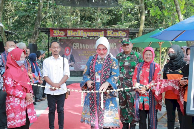 Bupati Klaten Launching De Beliyung Kafe Tibayan