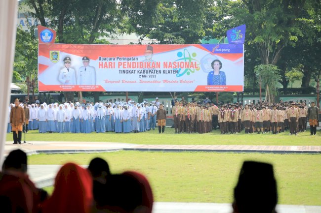 Upacara Memperingati Hari Pendidikan Nasional Tahun 2023