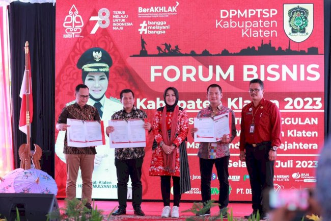 Bupati Klaten Membuka Forum Bisnis Tahun 2023 dan Melaunching PASTI KLATEN