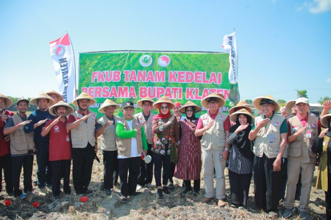Bupati Klaten Launching Inovasi FKUB Klaten Desa Sadar Kerukunan Berbasis Pertanian