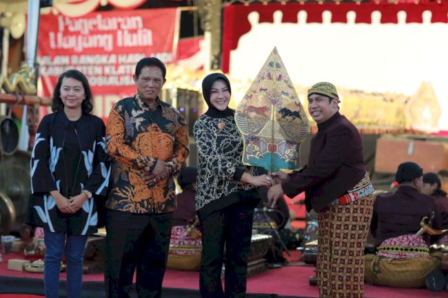 Meriahkan Hari Jadi Ke 219, Pemkab Klaten Gelar Pagelaran Wayang Kulit Gempur Rokok Ilegal