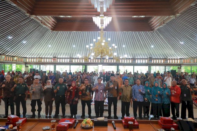 Wabup Klaten Membuka Forum Konsultasi Publik Rancangan Awal RPJPD Tahun 2025-2045