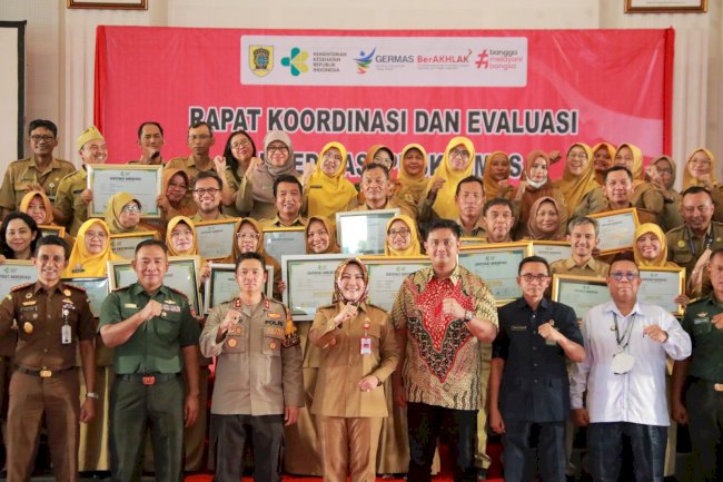 Bupati Klaten Hadiri Rapat Koordinasi dan Evaluasi Akreditasi Puskesmas Kab.Klaten