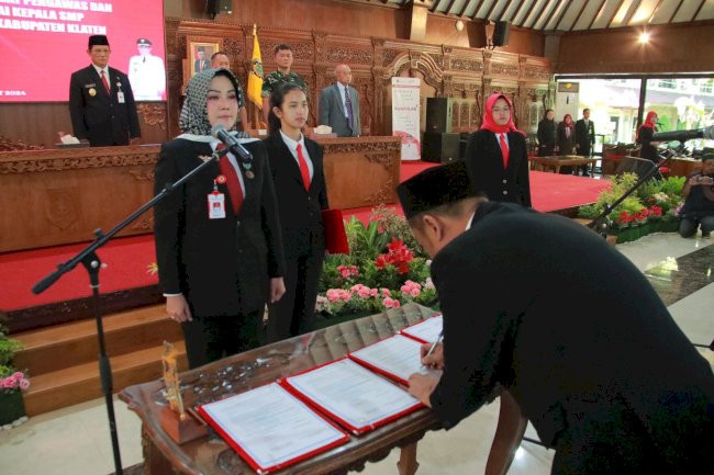 Bupati Lantik dan Ambil Sumpah Janji Pejabat Eselon II, III dan IV Lingkup Pemkab Klaten