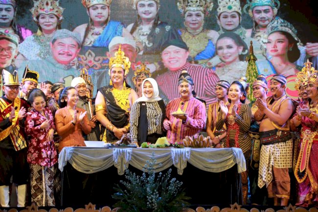 Nguri-Nguri Budaya, Pemkab Klaten Gelar Ketropak "Babad Hadeging Klaten” memoar 855 - 1804