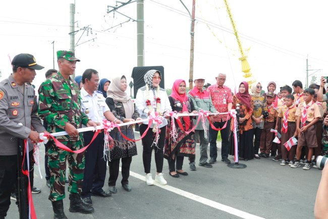 Bupati Klaten Resmikan Perlintasan Sebidang Kereta Api Desa Boto Wonosari