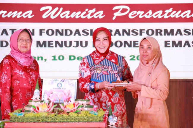 Bupati Klaten Hadiri Puncak Peringatan HUT DWP Ke 25 Tingkat Kabupaten Klaten