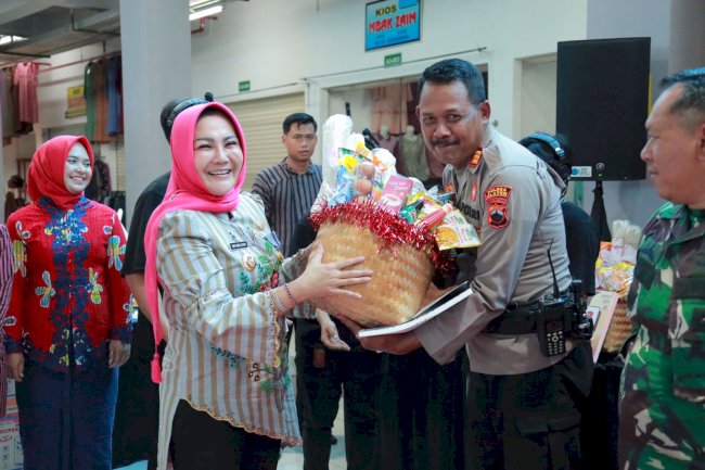 Peringati Hari Ibu Tahun 2024, Jajaran Pemkab Klaten Ikuti Lomba Memasak & Merangkai Sayur