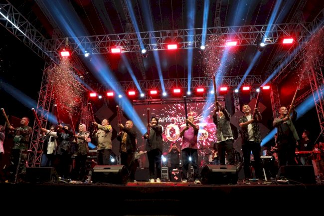 Pemerintah Kabupaten Klaten Gelar Pentas Pergantian Tahun Yang Berlangsung Meriah!