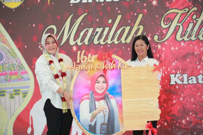 Bupati Klaten Hadiri Perayaan Natal Dinas Pendidikan Kabupaten Klaten 2024