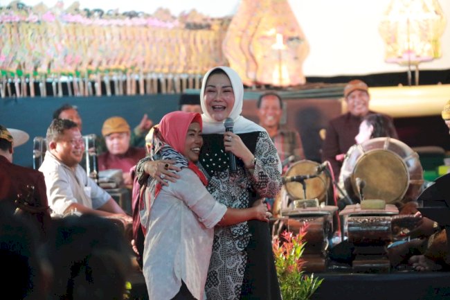 Pemkab Klaten Gelar Pagelaran Wayang Semalam Suntuk di Alun-Alun Klaten