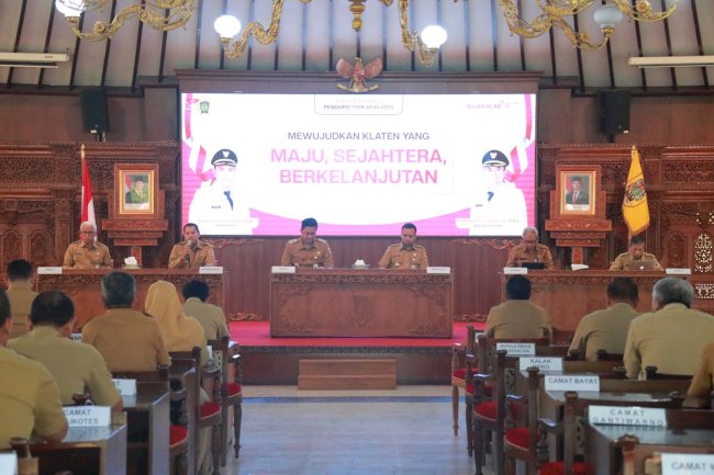 Bupati dan Wabup Klaten Pimpin Rapat Koordinasi Rutin Pemkab Klaten