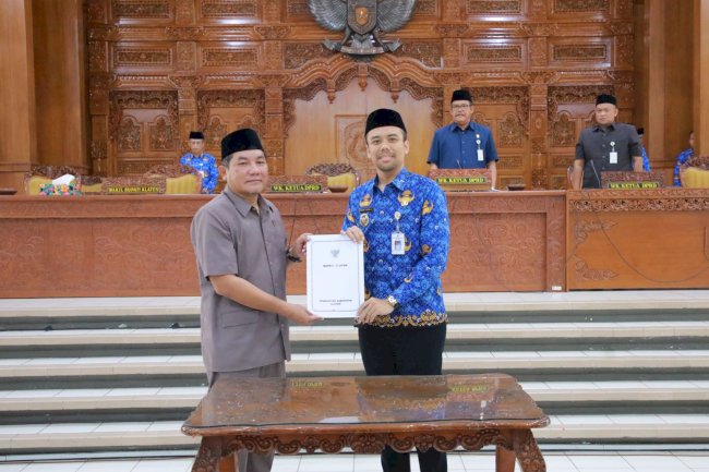 Wakil Bupati Klaten Hadiri Rapat Paripurna DPRD Kabupaten Klaten
