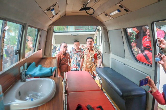 Hadapi Arus Mudik, Bupati dan Wabup Klaten Cek Kesiapan Puluhan Ambulans