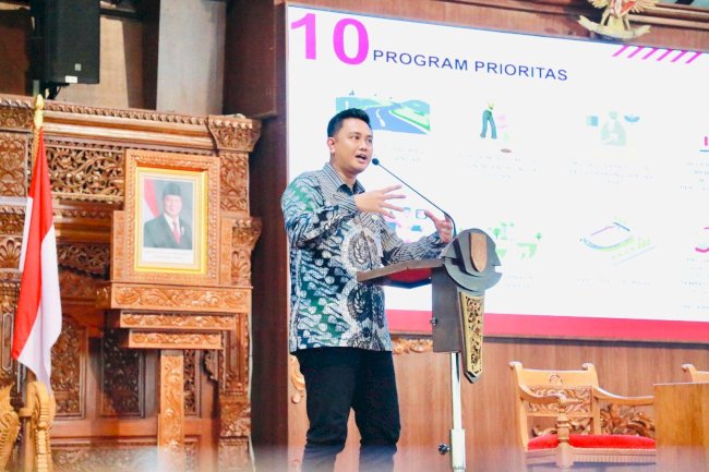Buka Orientasi Penyusunan Renstra Perangkat Daerah Tahun 2025-2029, Bupati Klaten Mas Hamenang Tekankan Jangan Copy Paste