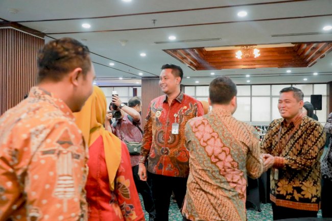 Bupati Klaten Hadiri Rapat Umum Pemegang Saham Luar Biasa (RUPS-LB) Th. 2025 PT Bank Jateng
