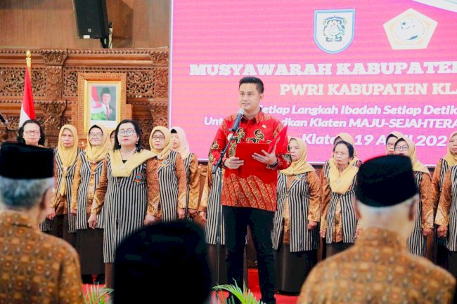 Bupati Klaten Membuka Musyawarah Kabupaten PWRI Klaten Tahun 2025