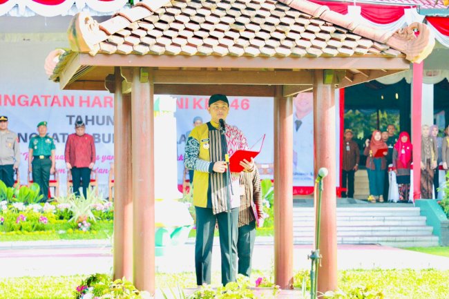 Pimpin Upacara Hari Kartini Tahun 2025, Bupati Klaten Ajak Tingkatkan Partisipasi Perempuan