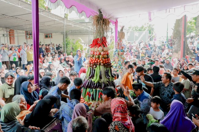 Nguri-Uri Tradisi Dan Kearifan Lokal, Bupati Klaten Hadiri Besik Sendang Simbarjoyo Desa Jonggrangan Tahun 2025