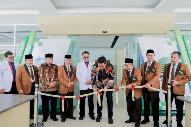 Mewujudkan Pelayanan Prima untuk Kesehatan Masyarakat Unggul, Mas Hamenang Hadiri Milad ke - 39 serta Meresmikan Gedung Medinah dan Jedah RSU Islam Klaten