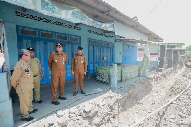 Mas Hamenang dan Mas Benny Tinjau Progres Pengerjaan Ruas Jalan Manisrenggo